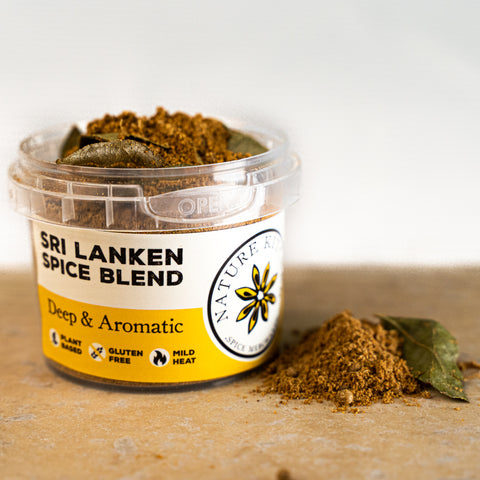Nature Kitchen Sri Lanken spice blend in a pot