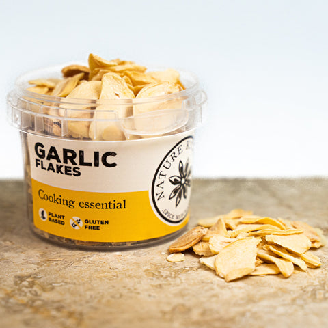 Garlic flakes in a pot
